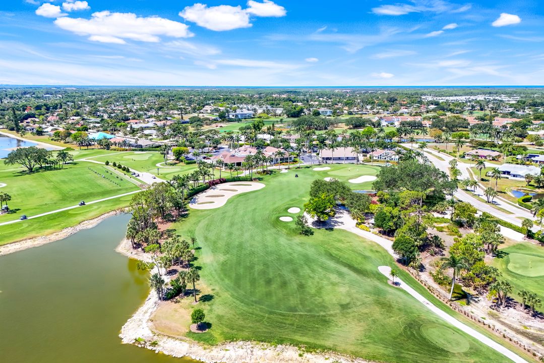 190 Palmetto Dunes Cir, Naples, FL 34113