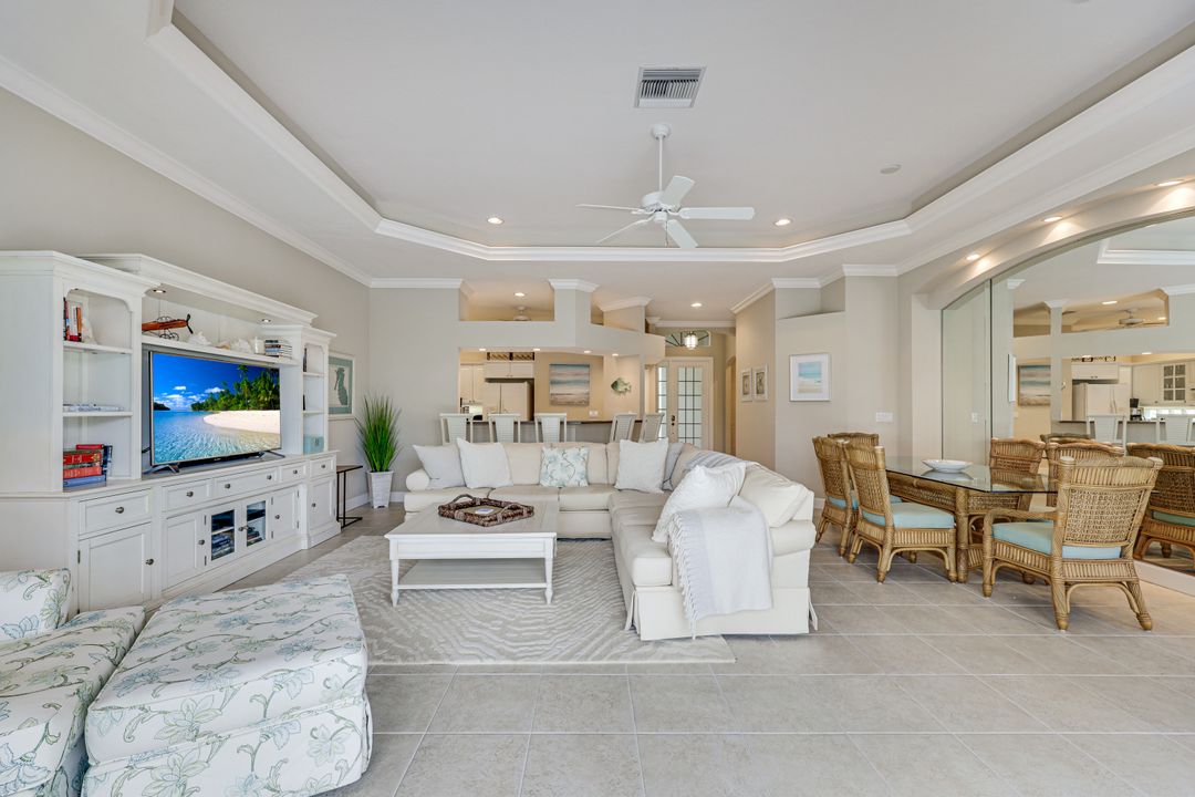 14734 Glen Eden Dr, Naples, FL 34110