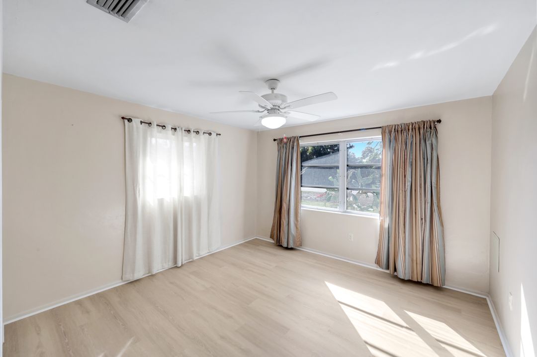 8760 Dartmouth St, Fort Myers, FL 33907