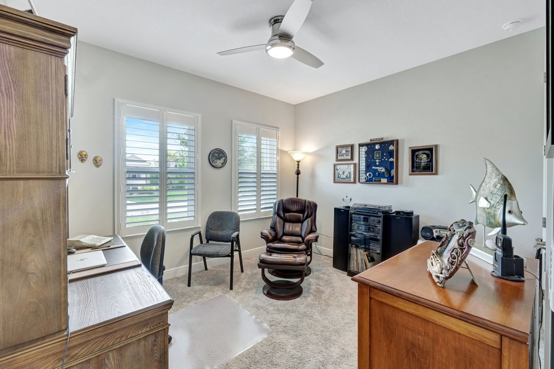 6219 Golden Nettle Dr, Apollo Beach, FL 33572