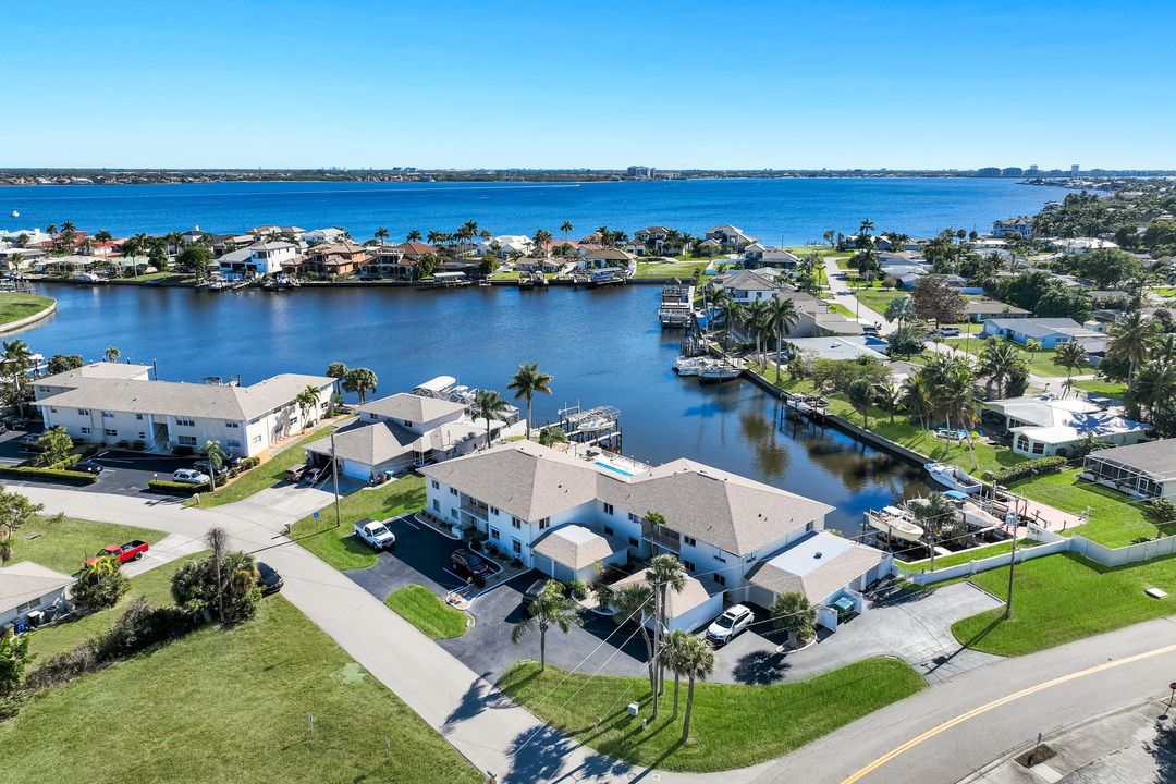 1706 Bikini Ct #202, Cape Coral, FL 33904