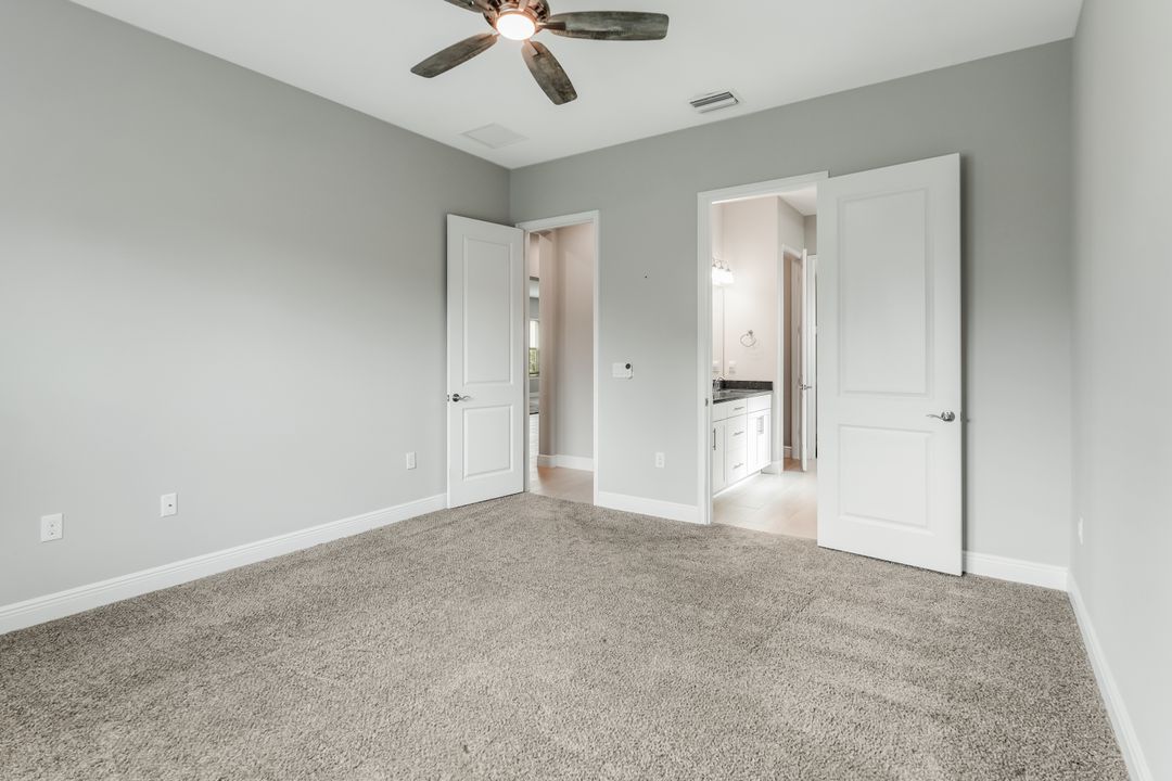 3480 Pilot Cir, Naples, FL 34120