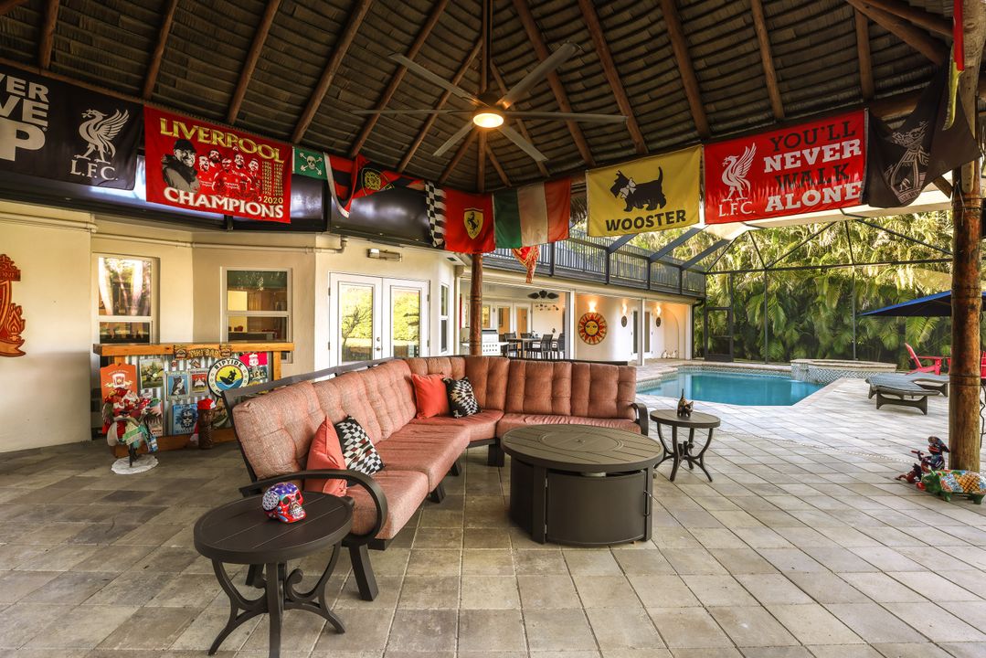 6516 Trail Blvd, Naples, FL 34108