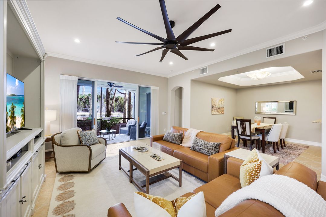 2858 Tiburon Blvd E  #101, Naples, FL 34109