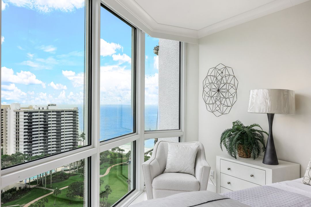 4041 Gulf Shore Blvd N #PH-6, Naples, FL 34103