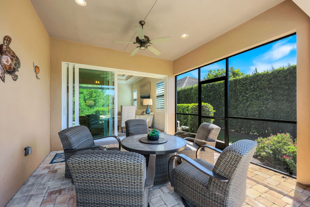 5665 Highbourne Dr, Naples, FL 34113