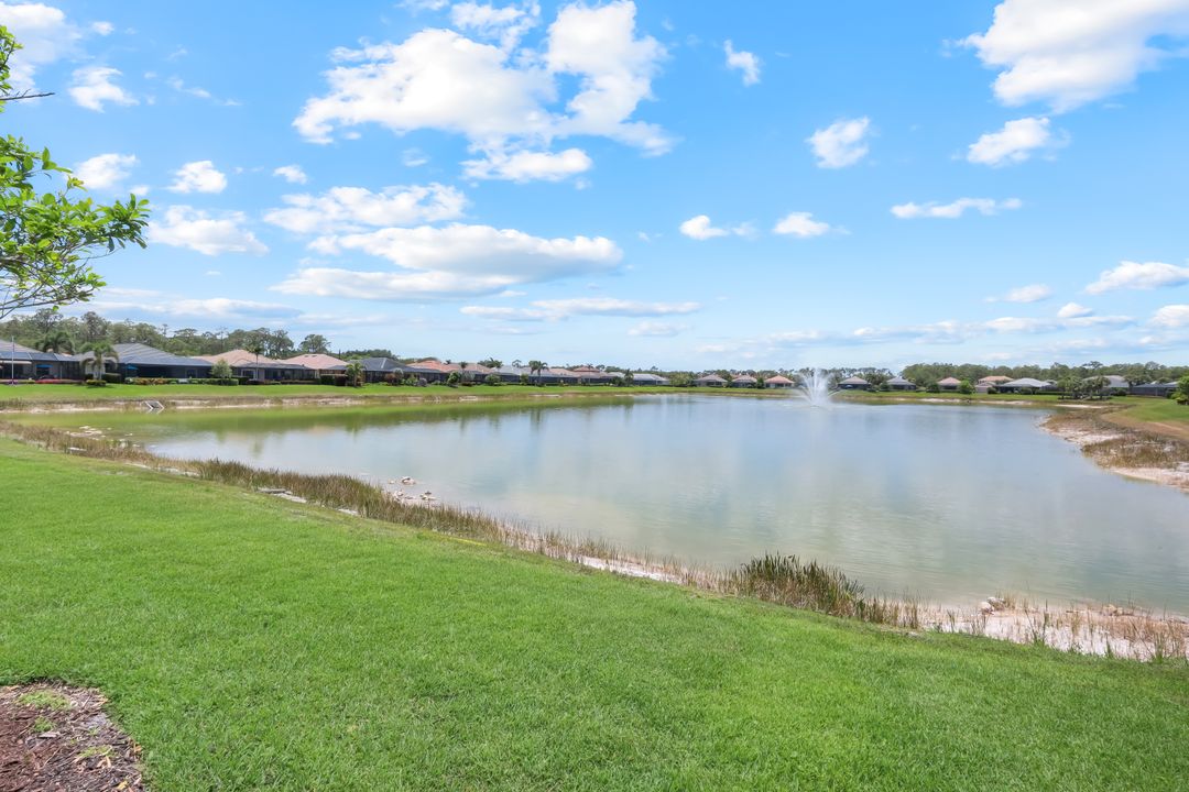 3620 Canopy Cir, Naples, FL 34120