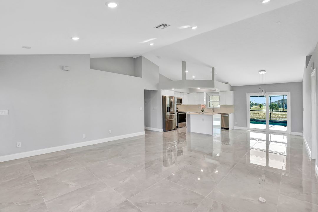 1509 NW 33rd Pl, Cape Coral, FL 33993