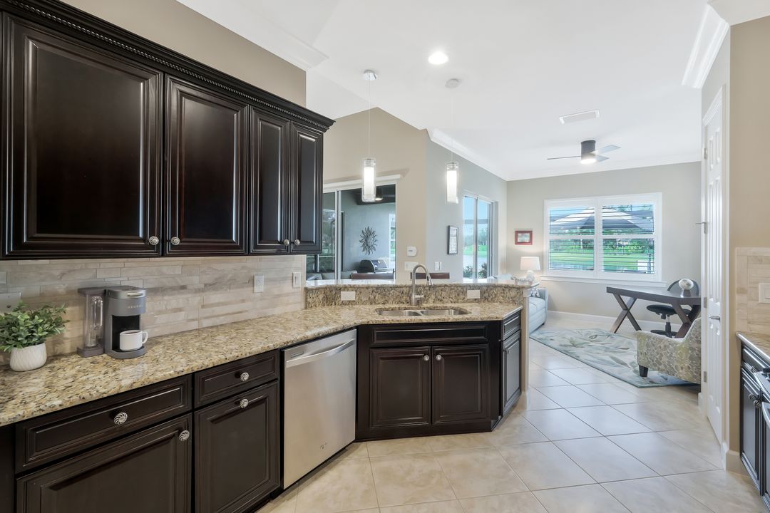 12120 Corcoran Pl, Fort Myers, FL 33913