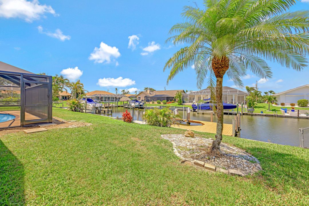 5032 Skyline Blvd, Cape Coral, FL 33914