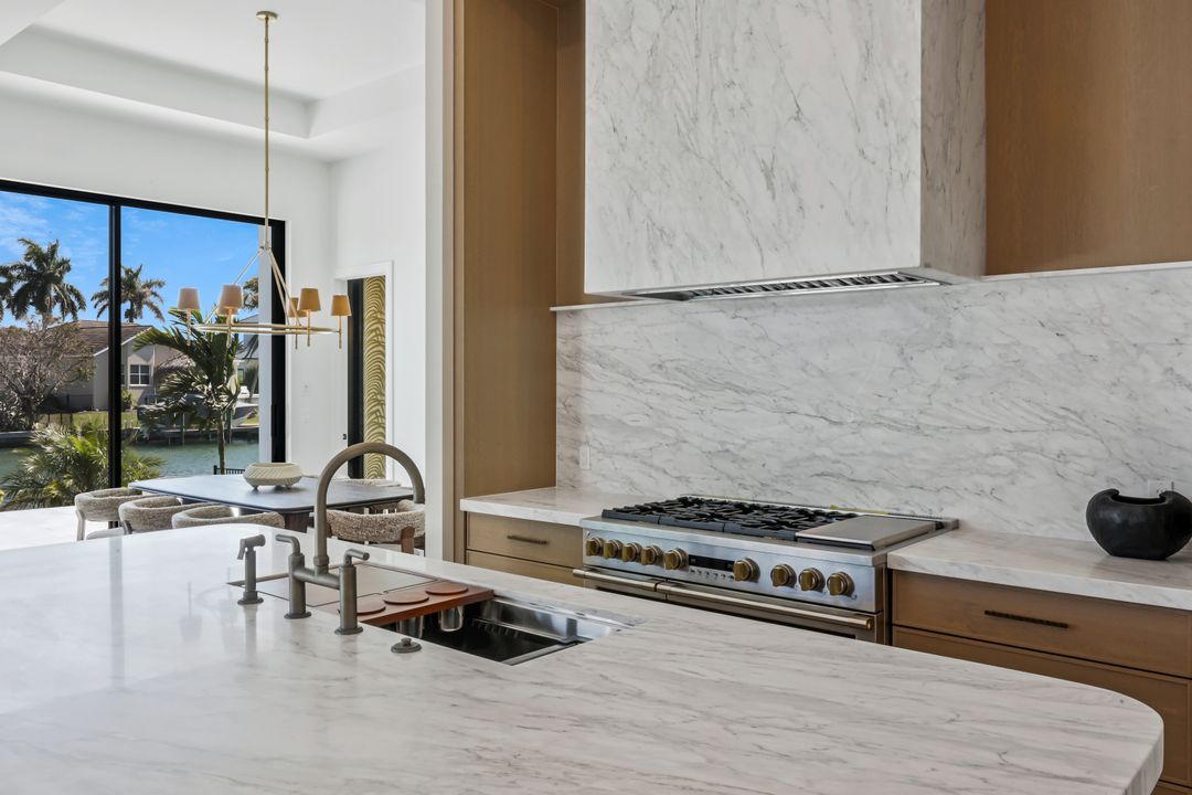 812 Milan Ct, Marco Island, FL 34145