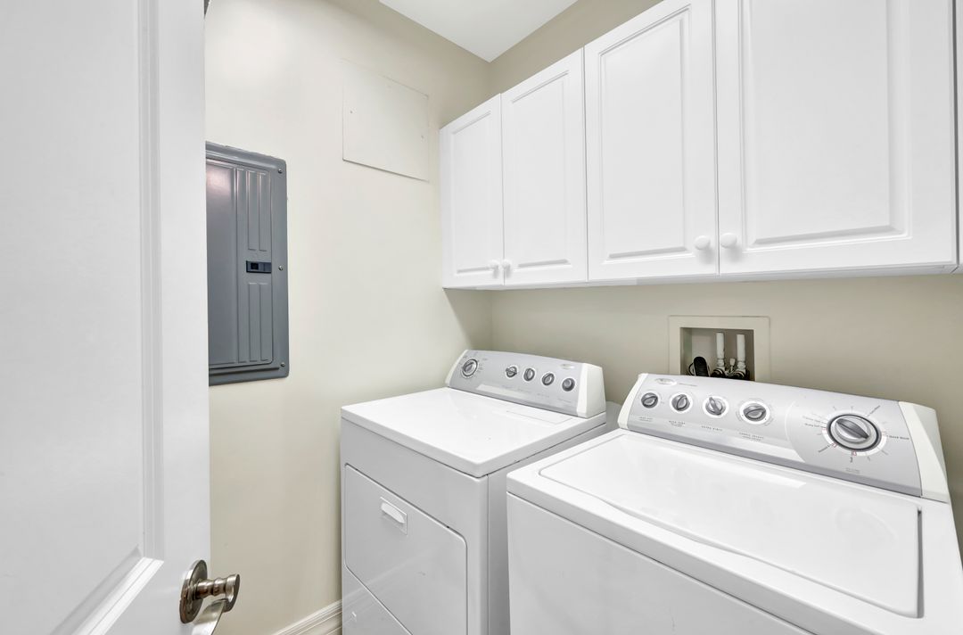 10721 Mirasol Dr #205, Miromar Lakes, FL 33913