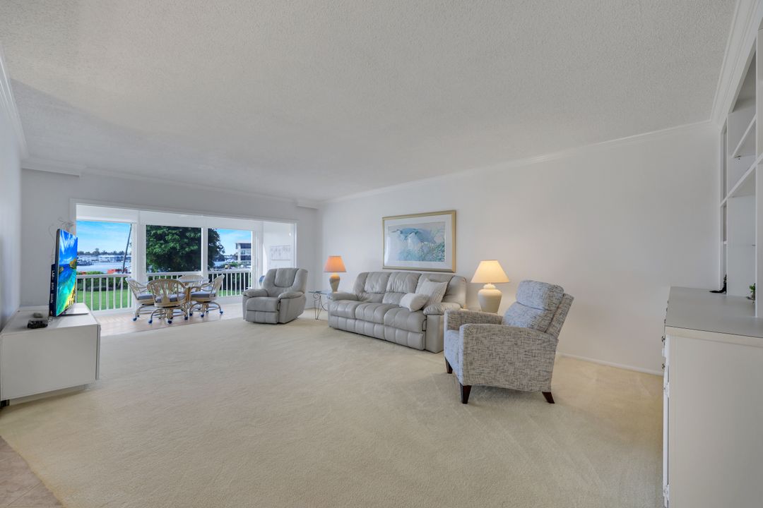 3400 Gulf Shore Blvd N #B4, Naples, FL 34103