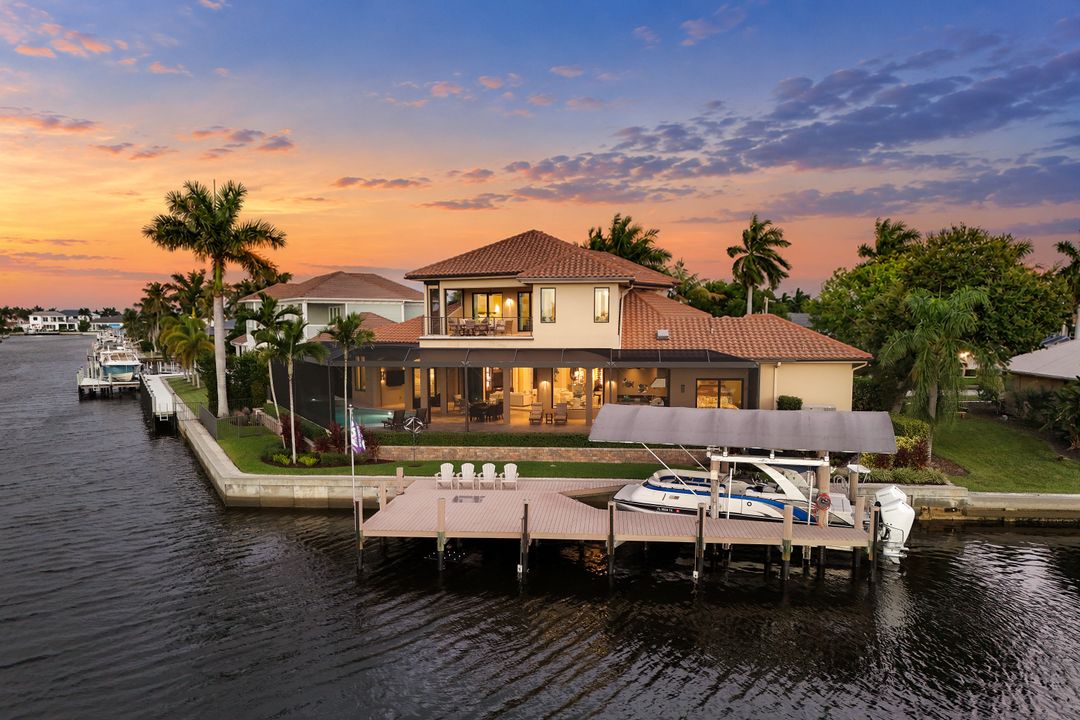 80 Anchor Ct, Marco Island, FL 34145