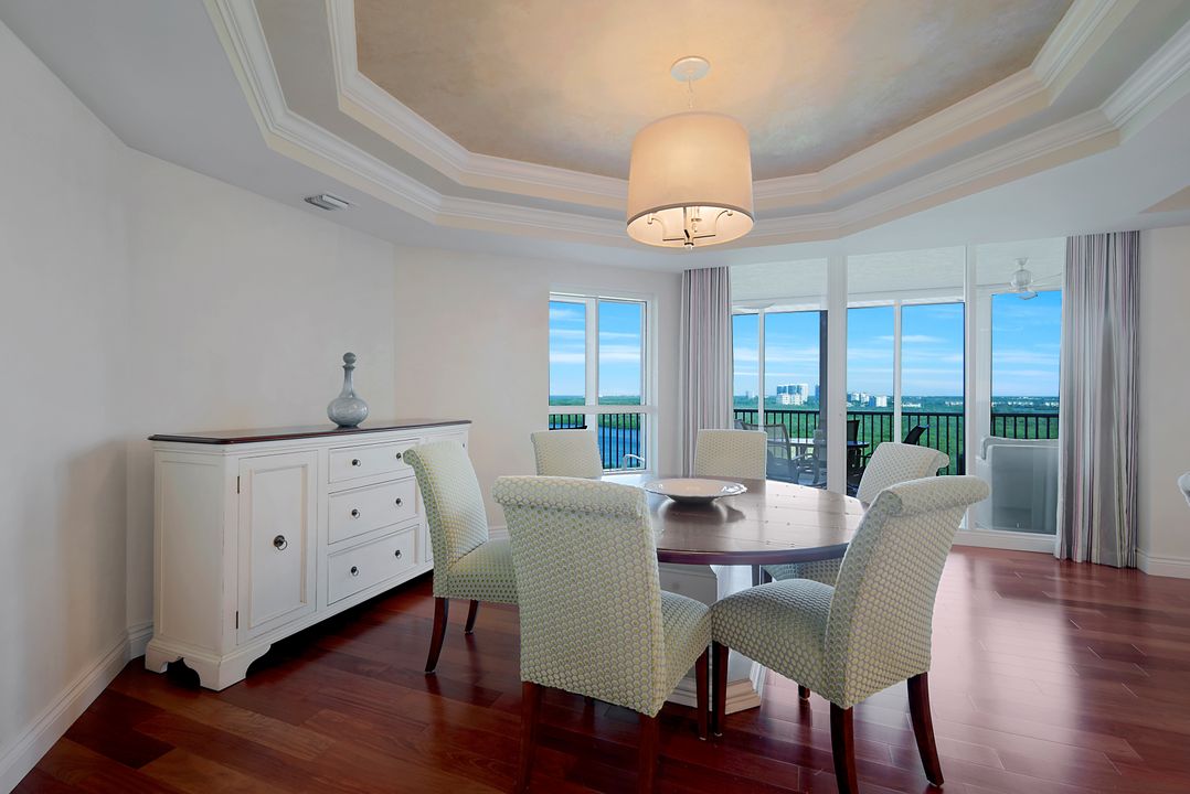 295 Grande Way #1004, Naples, FL 34110
