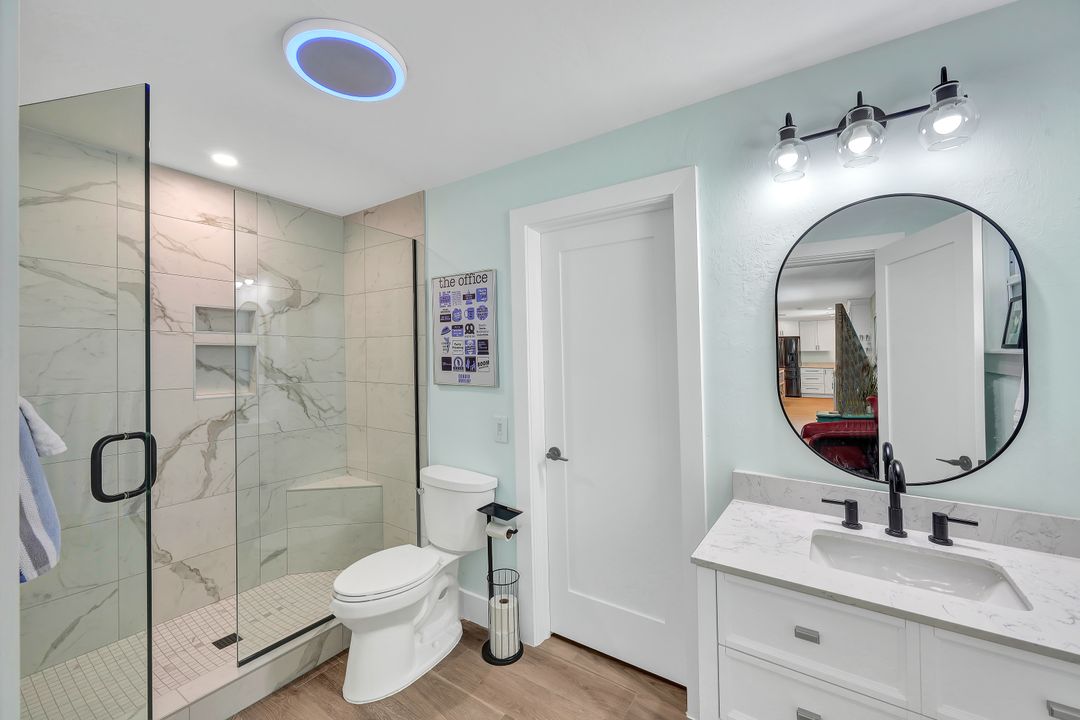 2631 Riverview Dr, Naples, FL 34112