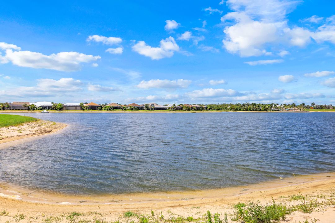 14704 Kelson Cir, Naples, FL 34114