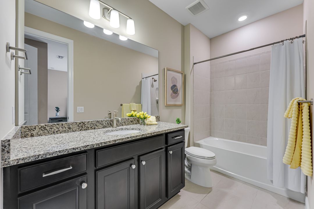 19252 Aqua Shore Dr, Fort Myers , FL 33913