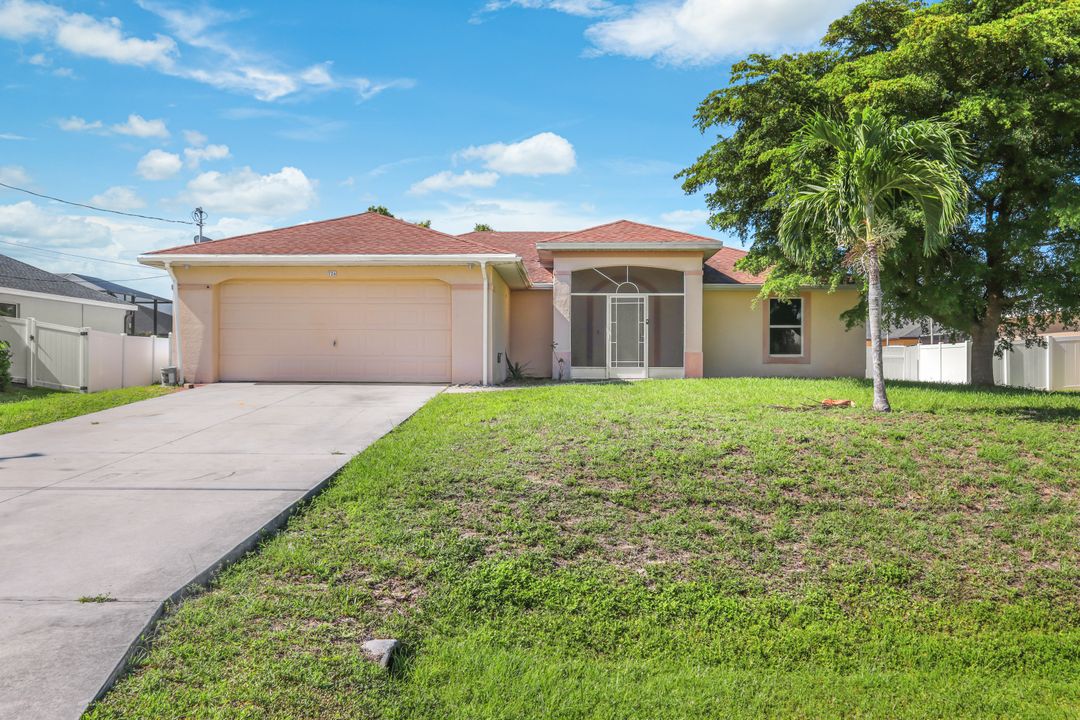 726 SW 12th St, Cape Coral, FL 33991