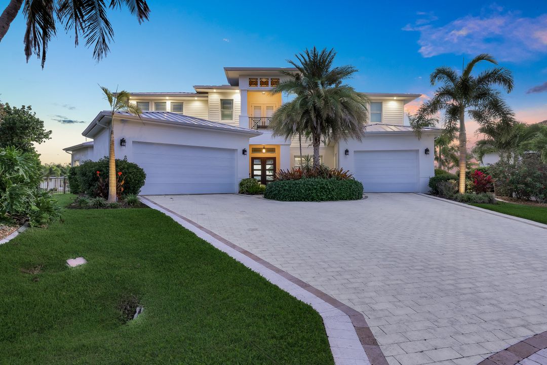 2801 SW 39th St, Cape Coral, FL 33914