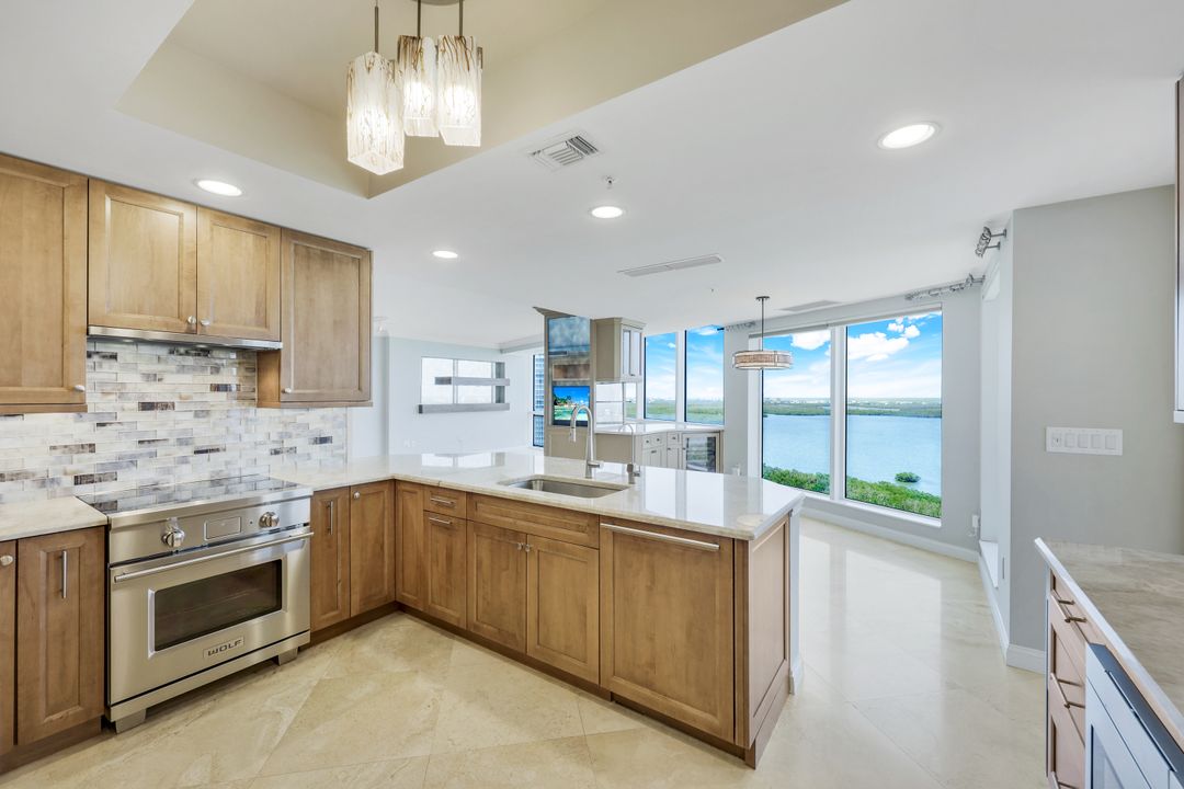 4801 Bonita Bay Blvd #34134, Bonita Springs, FL 34134