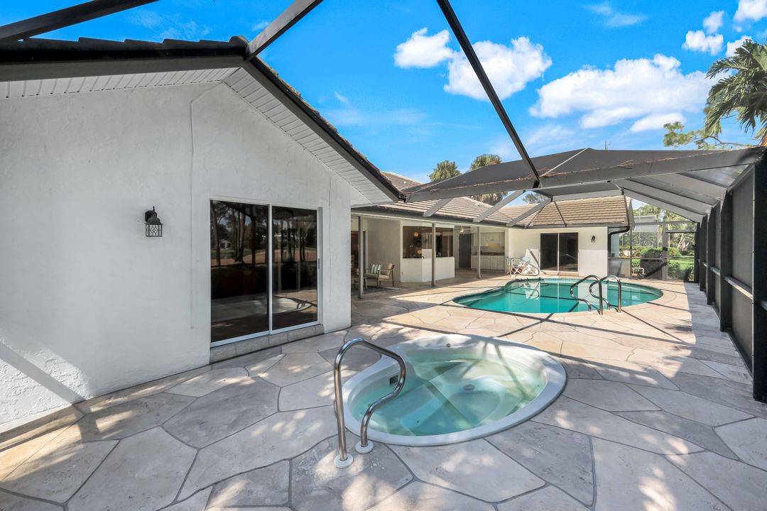 12888 Valewood Dr, Naples, FL 34119