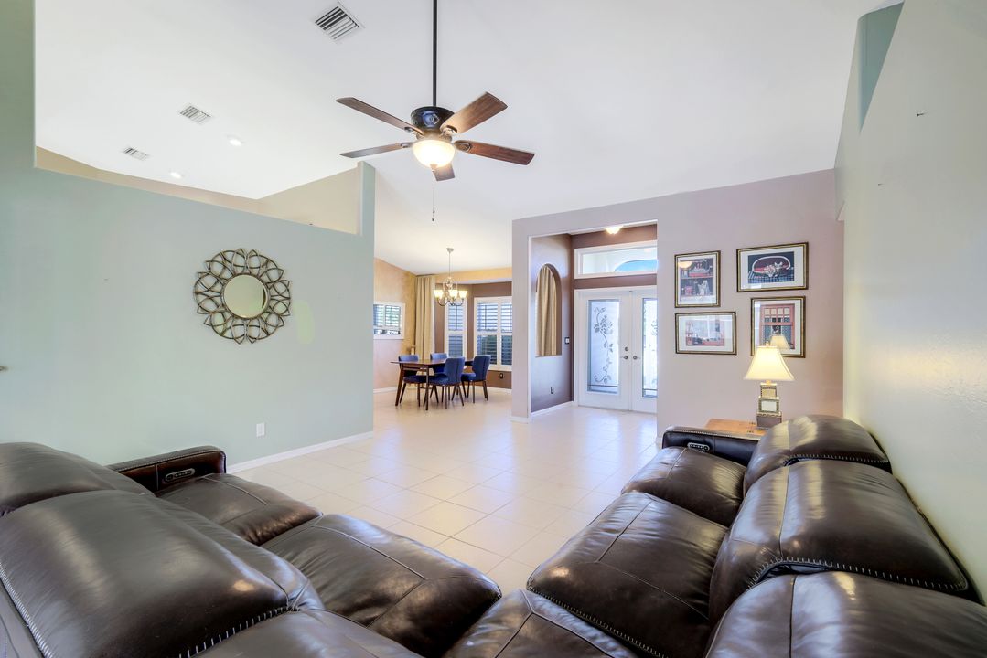 207 Plainfield St, Lehigh Acres, FL 33936