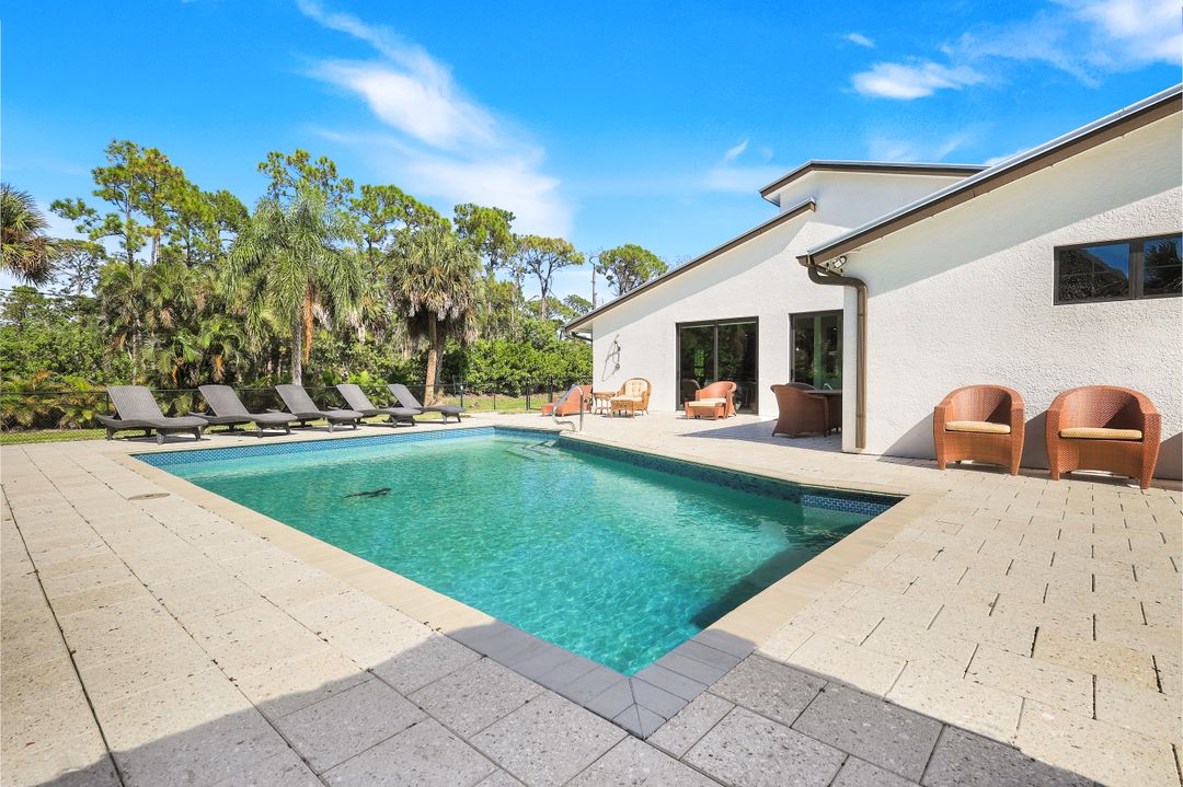 5630 Copper Leaf Ln, Naples, FL 34116