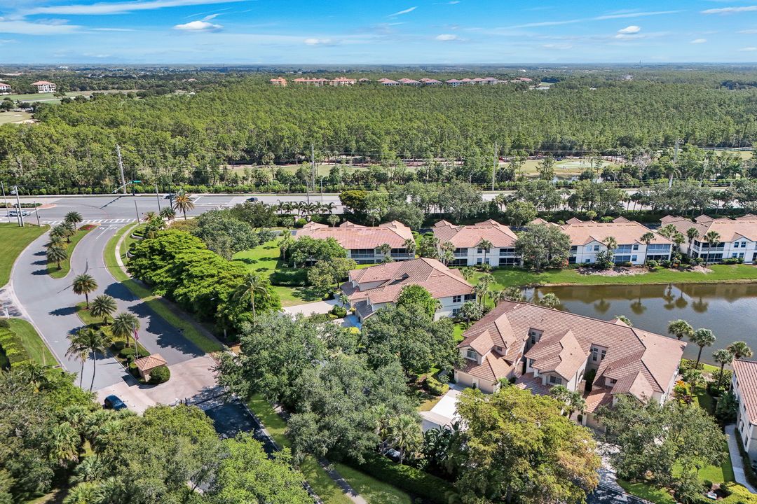 7756 Gardner Dr #102, Naples, FL 34109