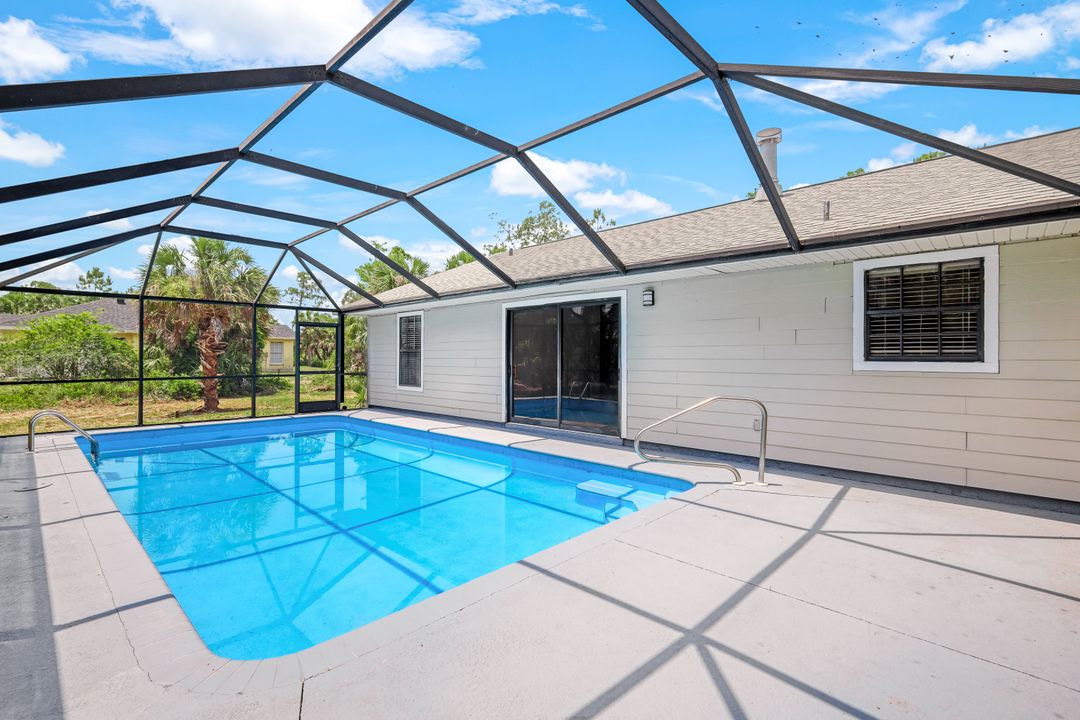 2760 14th Ave SE, Naples, FL 34117