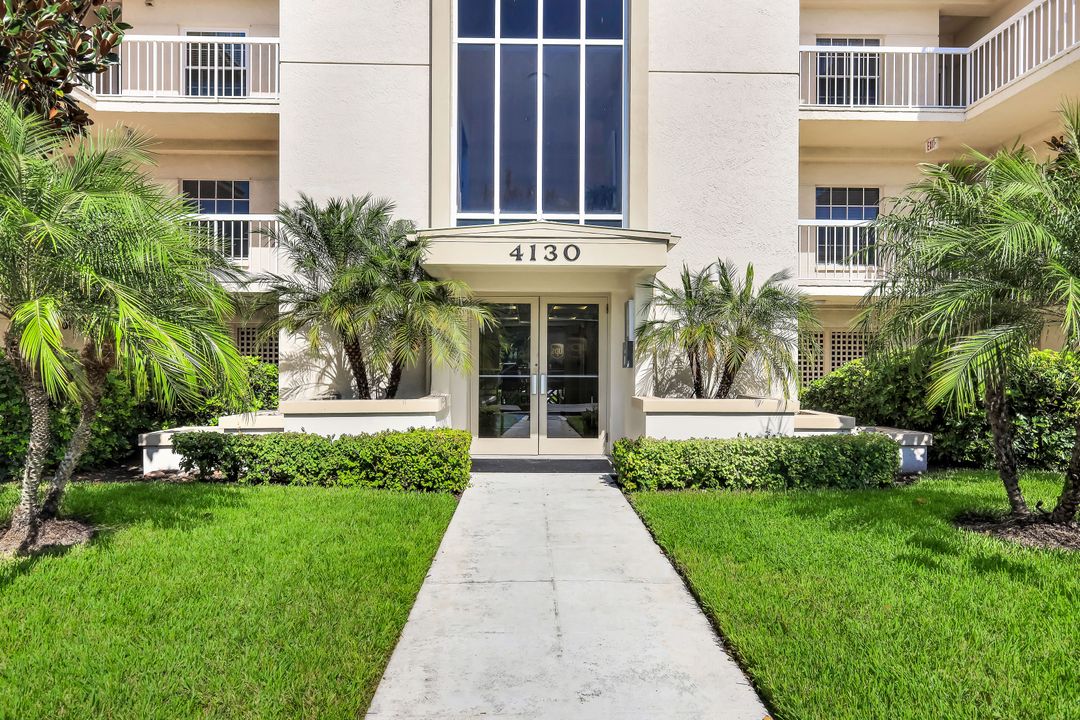 4130 Bayhead Dr #303, Bonita Springs, FL 34134