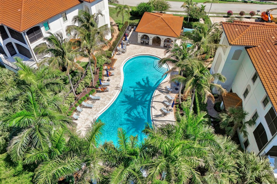 4560 Colony Villas Dr #1701, Bonita Springs, FL 34134