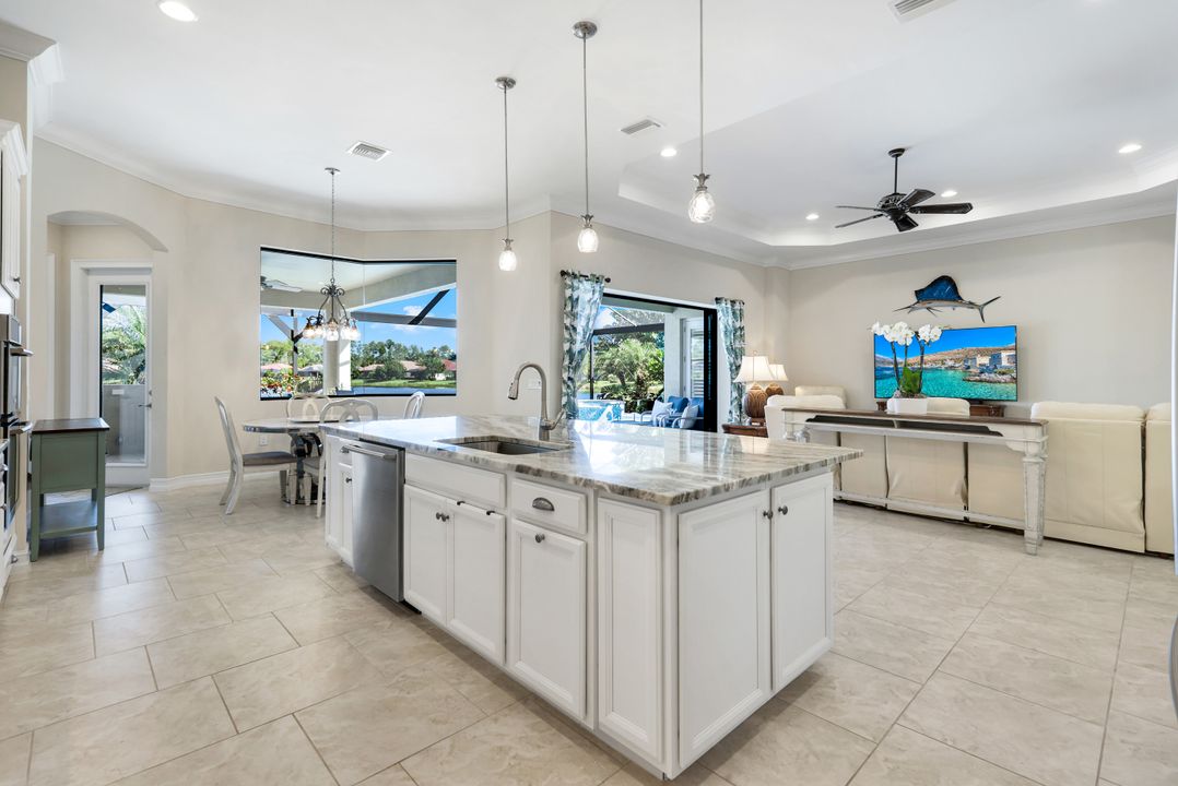 1456 Mockingbird Dr, Naples, FL 34120