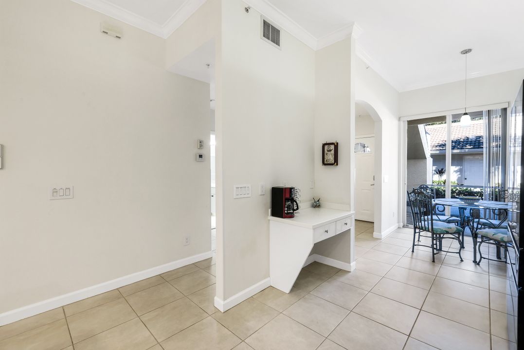 14530 Red Fox Run #215, Naples, FL 34110