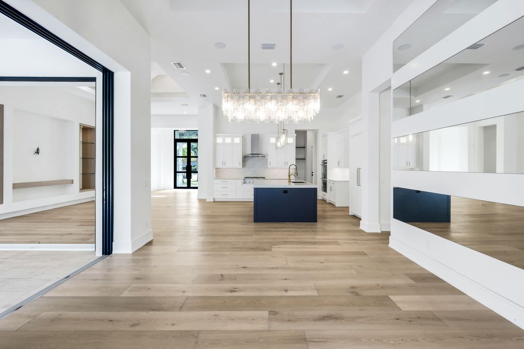 3891 Brynwood Dr, Naples, FL 34119