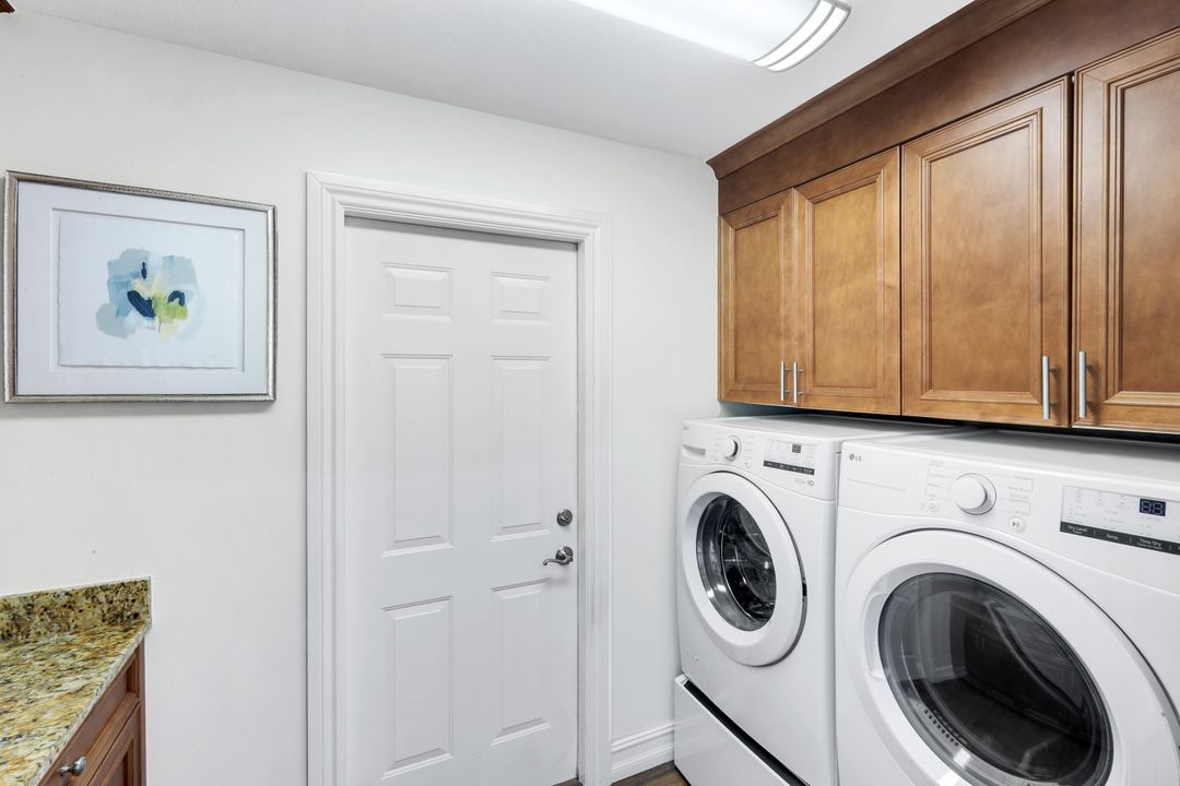 11426 Quail Village Way, Naples, FL 34119