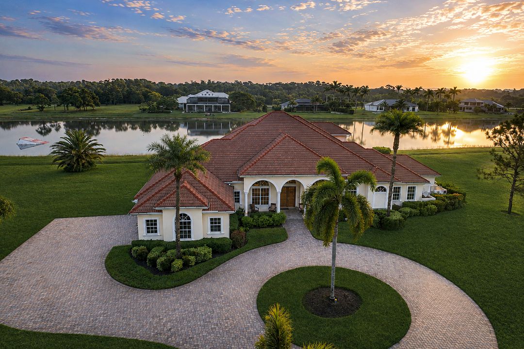 20301 Barefoot Ski Blvd, Estero, FL 33928