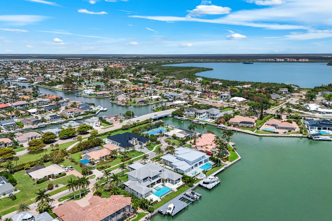 1631 Collingswood Ct, Marco Island, FL 34145