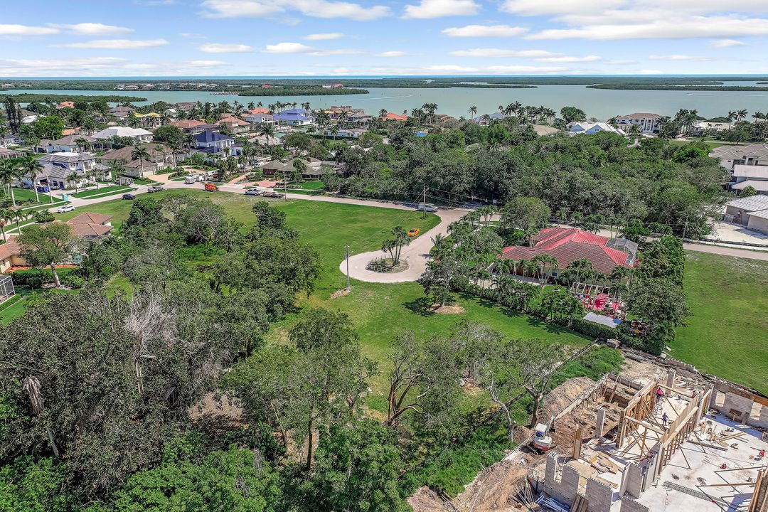 965 Leo Ct, Marco Island, FL 34145