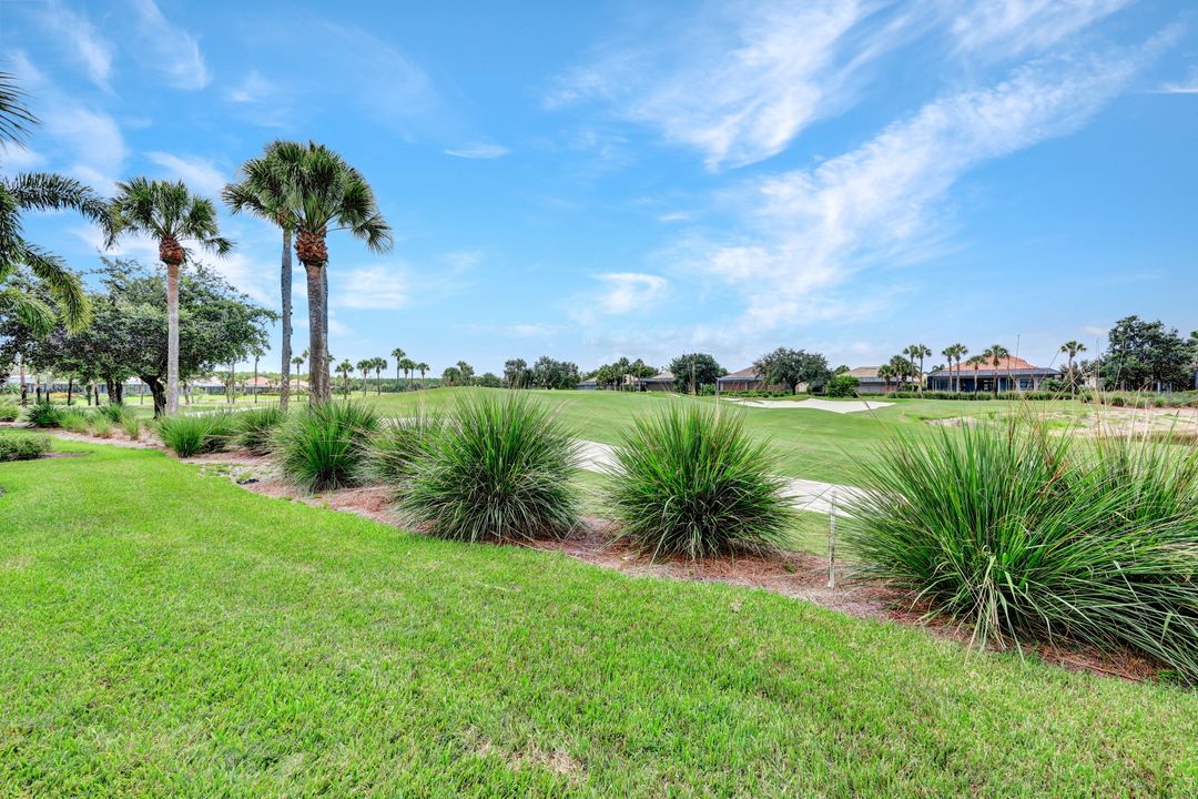 11921 Heather Woods Ct, Naples, FL 34120