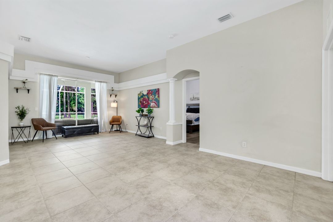 25566 Luci Dr, Bonita Springs, FL 34135