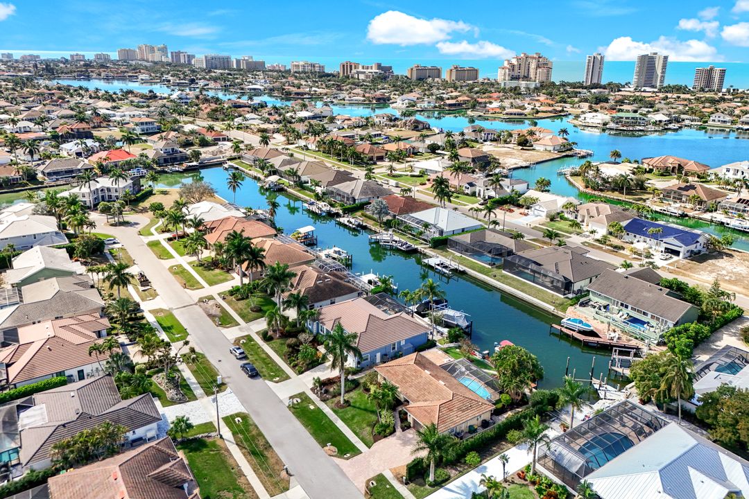 20 Hickory Ct, Marco Island, FL 34145