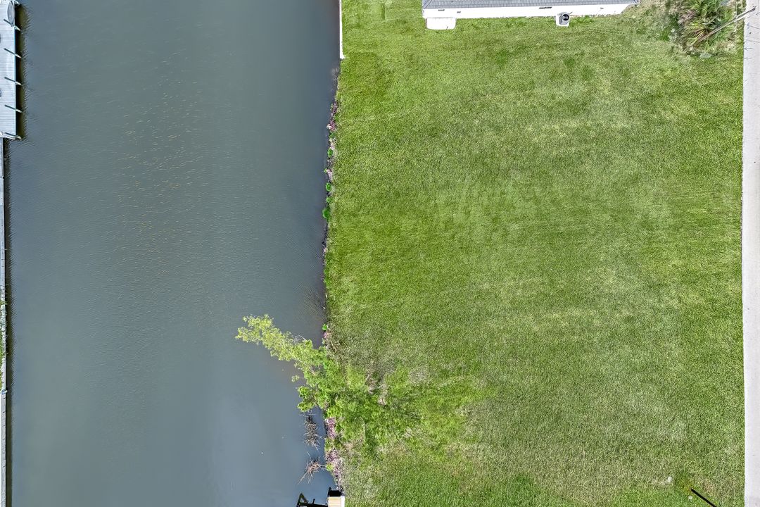 2114 SW 39th Terrace, Cape Coral, FL 33914