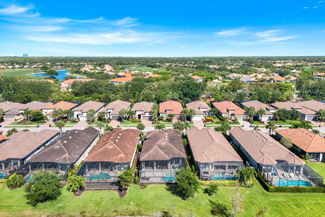 23737 Pebble Pointe Ln, Bonita Springs, FL 34135
