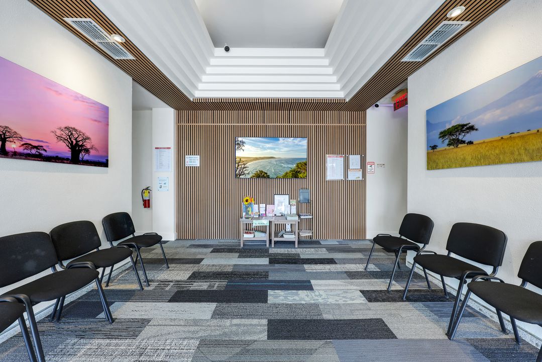 11983 Tamiami Trl N, Naples, FL 34110