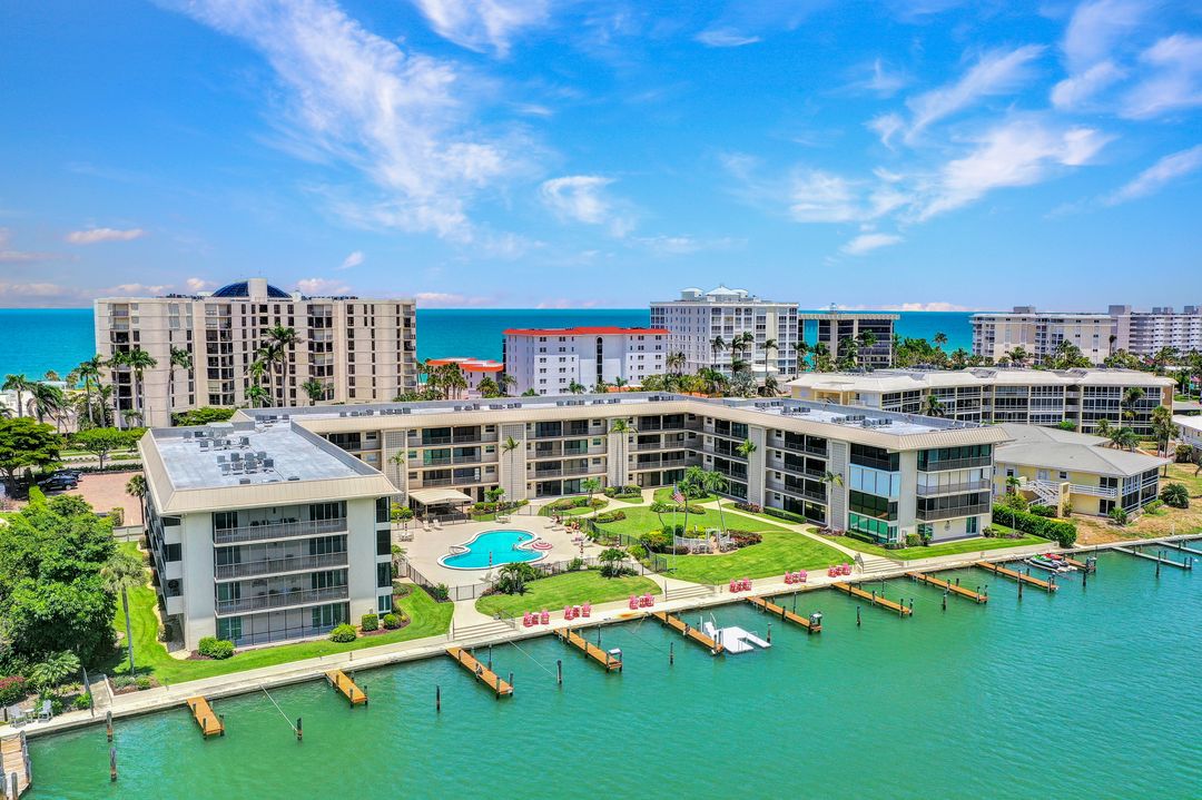 3200 Gulf Shore Blvd N #401, Naples, FL 34103