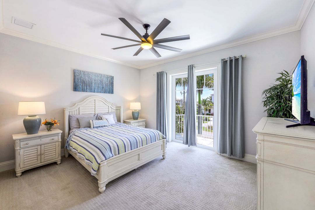 671 S Barfield Dr, Marco Island, FL 34145