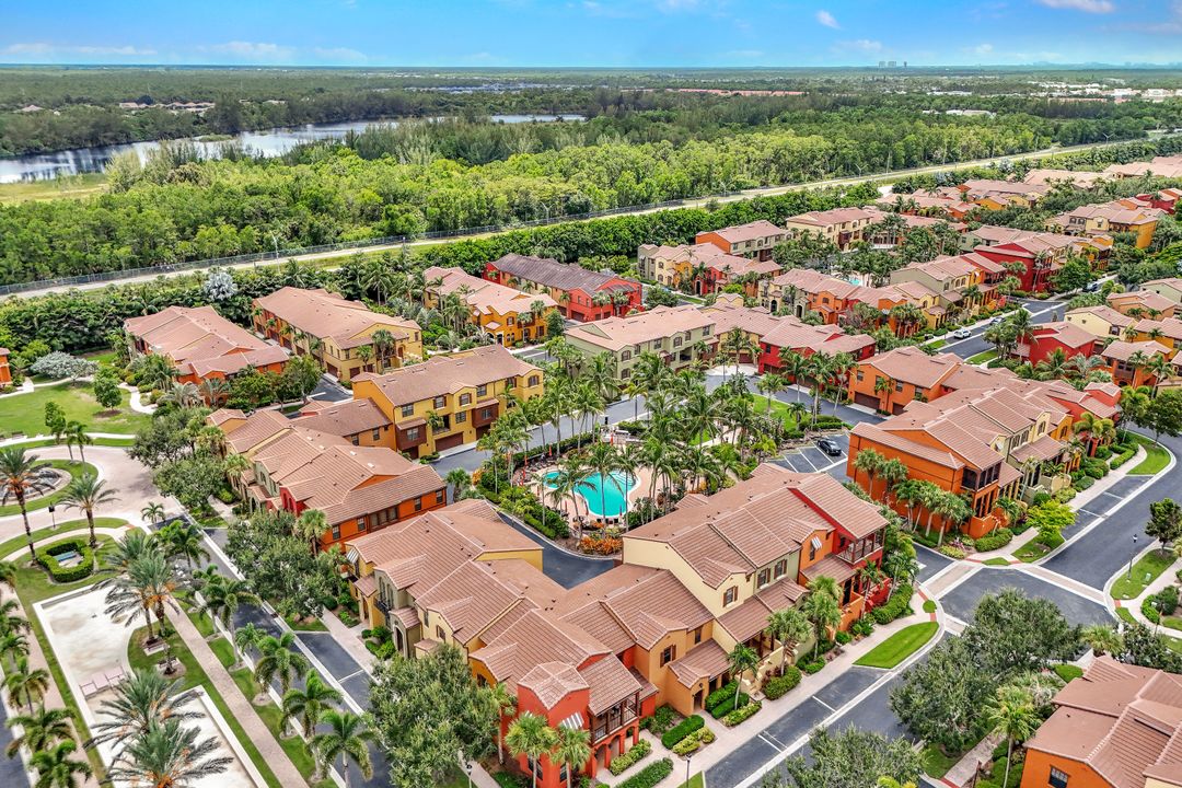 9081 Albion Ln S #6509, Naples, FL 34113