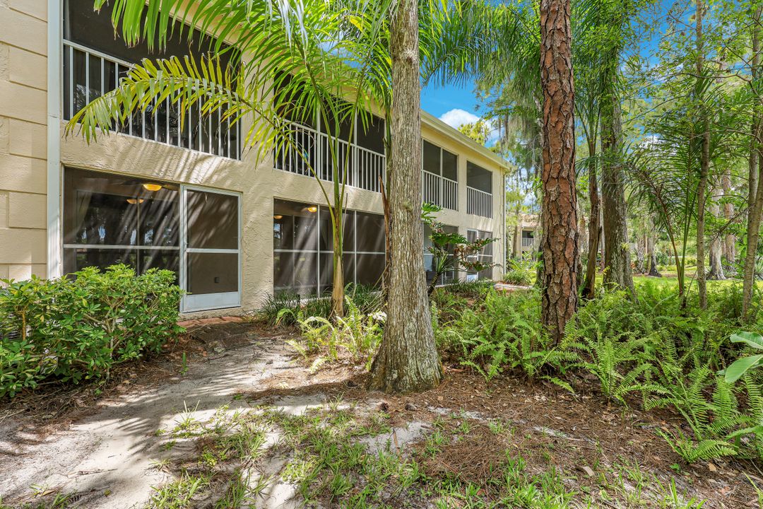 1702 Kings Lake Blvd #102, Naples, FL 34112