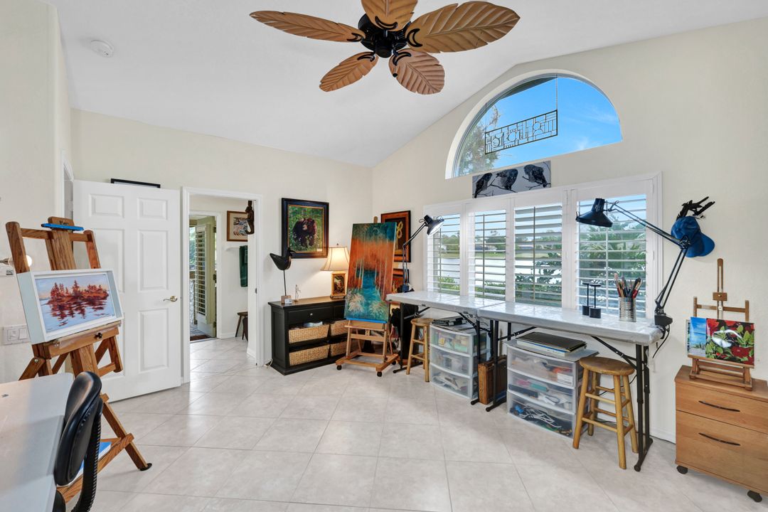 3750 Lakemont Dr, Bonita Springs, FL 34134